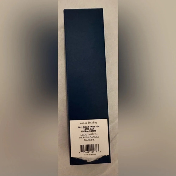 Set of 3 Vera Bradley Stationary Items in Floral Bursts - Picture 6 of 6